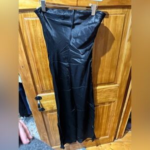 Elegant Black Strapless Dress